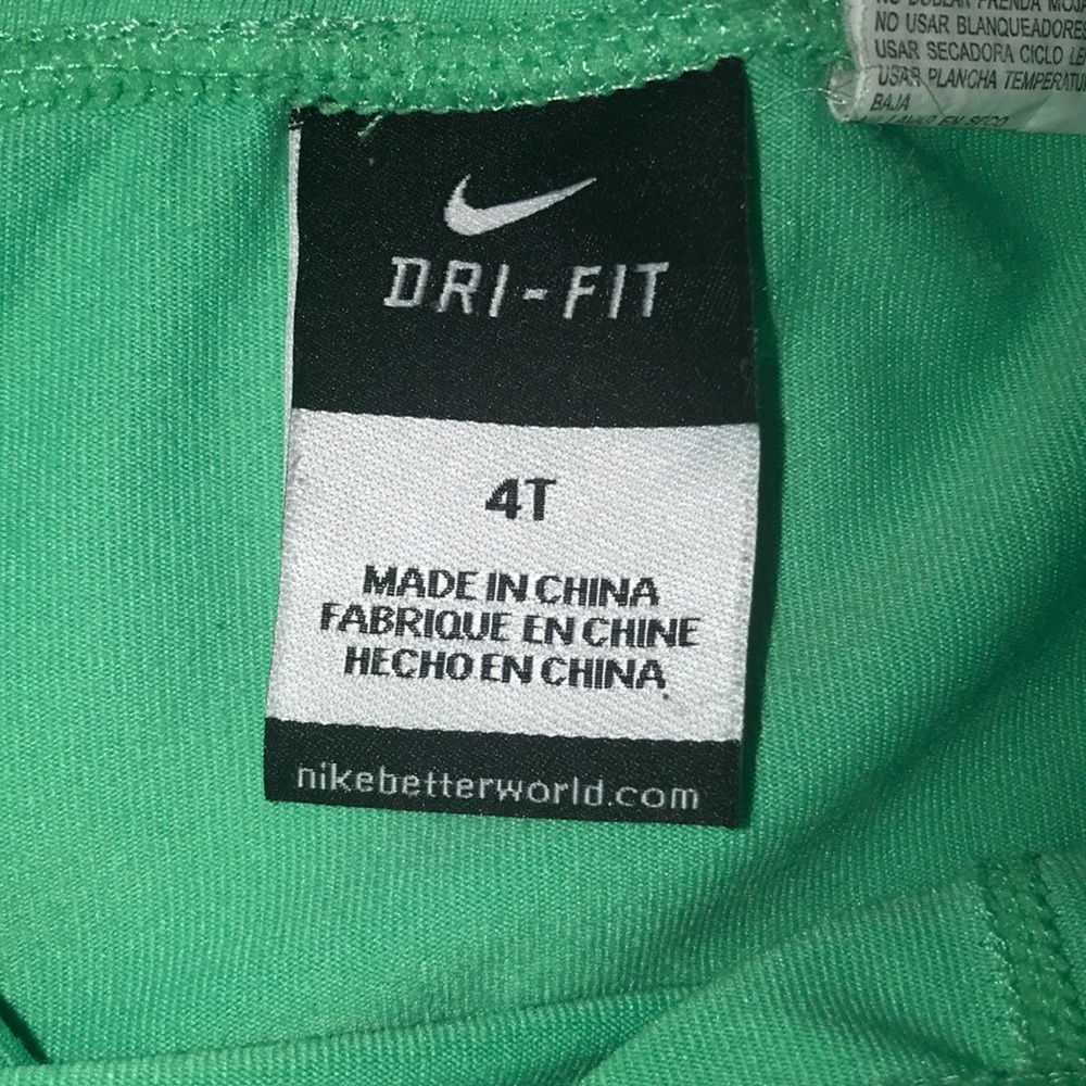 Nike - Picture 4 of 4